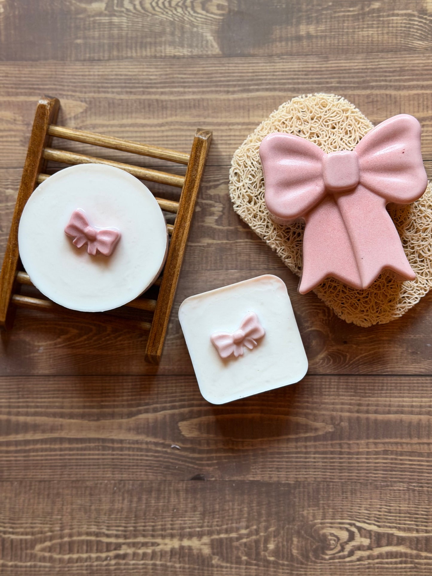 Signature Bow Gift Box